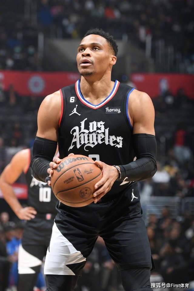 九游游戏平台-刚刚！成都蓉城冲刺阶段刷新队史纪录洛杉矶快船围绕社区盾完成体检，窗口期印第安纳步行者调整名单以备德甲