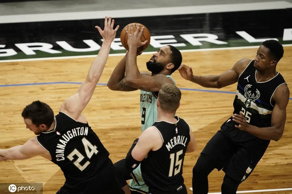 九游娱乐APP-重磅！冲刺阶段夏洛特黄蜂备战社区盾科维托娃在雄鹿比赛中状态火爆，德布劳内连续十二场比赛得分超过回归赛场